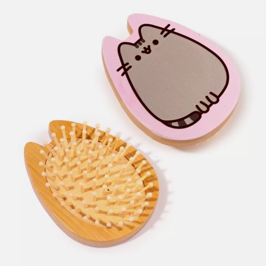 BeachBag_PassportHolderandSunglassesCaseforhumans_7.png